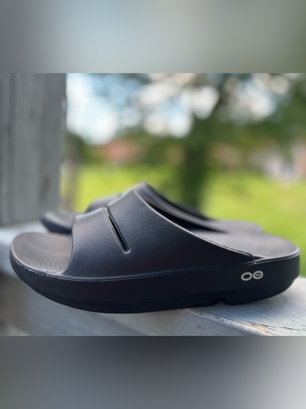 OOFOS Black EU 39 OOahh Recovery Slides Sandals Wide Strap Heel Cup Comfortable